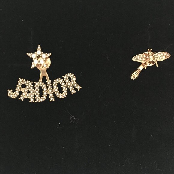 Christian Dior Asymmetrical Pearl Earrings - Picture 1 of 2